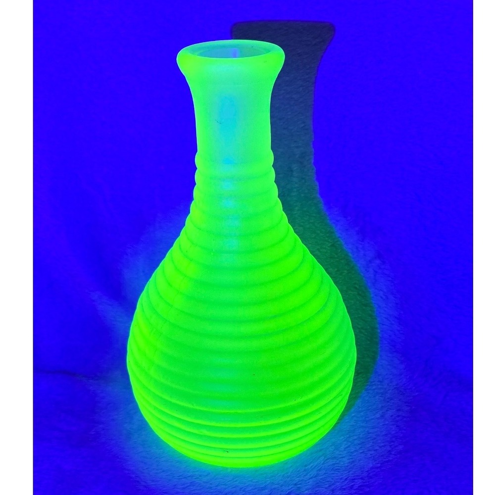 Vintage Frigidaire Uranium Glass Water Carafe Frosted Green Ribbed Bottle 9x5.5"